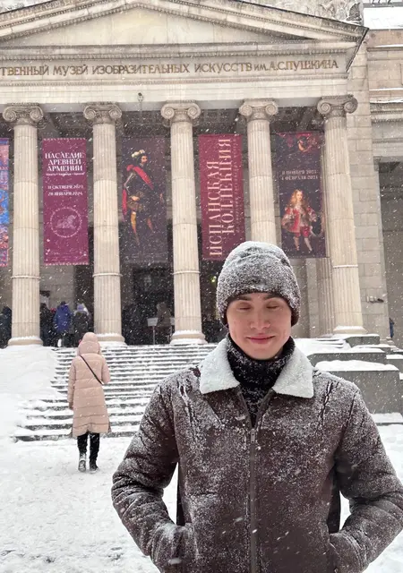 Я Серёжа, 27, из Йошкар-Олы, ищу знакомство для приятного времяпровождения