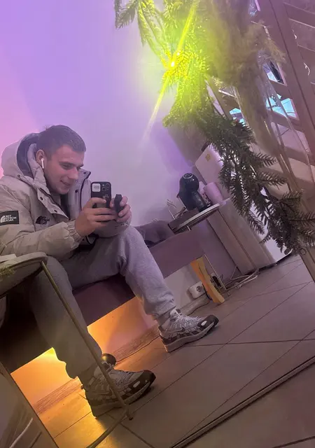 Я Денис, 21, знакомлюсь без обязательств в Сергиевом Посаде