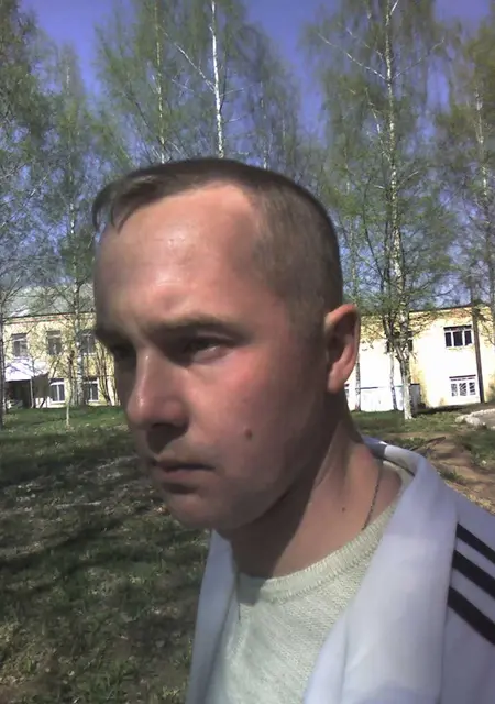 Я Денис, 48, из Балакова, ищу знакомства на одну ночь