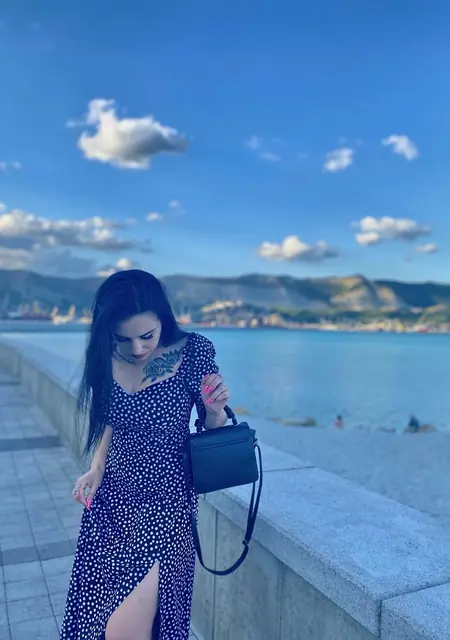 Кира из Новороссийска, ищу на сайте знакомства без обязательств