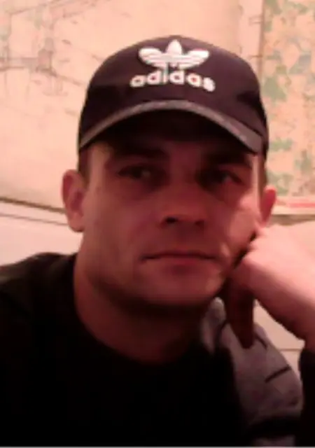 Я Алекс, 48, из Донецка, ищу знакомства без обязательств