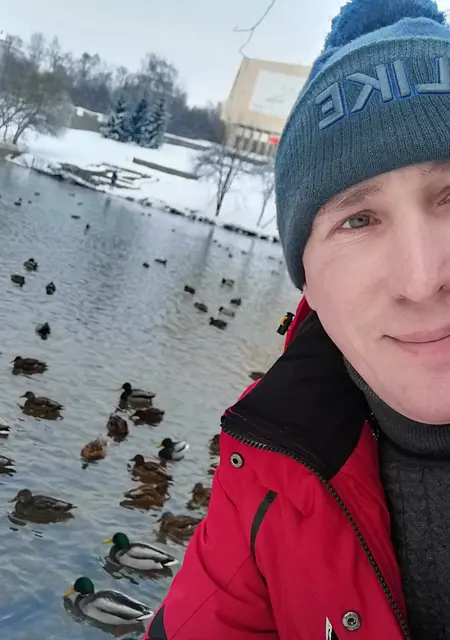 Николай из Слободского, ищу на сайте приятное времяпровождение