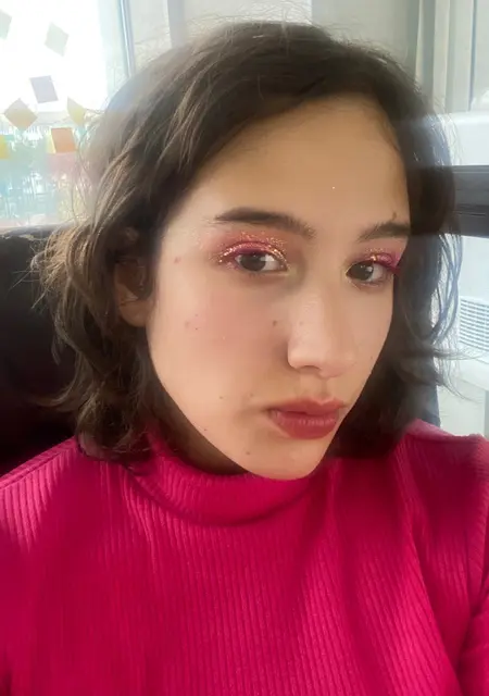 Валерия из Нового Уренгоя, ищу на сайте приятное времяпровождение