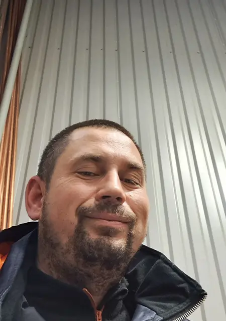 Рома из Твери, мне 42, познакомлюсь на одну ночь