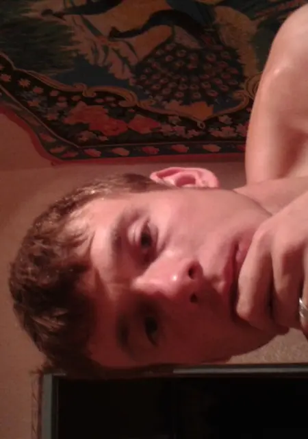 Alex из Маркса, мне 38, познакомлюсь для постоянных отношений