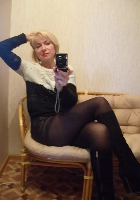 Виктория из Хабаровска, ищу на сайте приятное времяпровождение