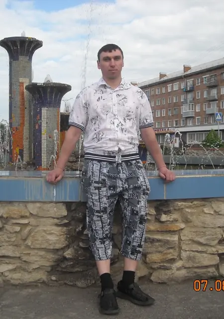 Aleksandr из Мариинска, ищу на сайте знакомства на одну ночь