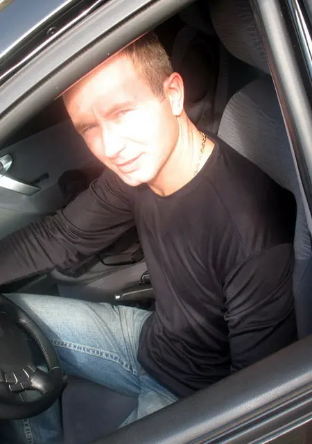 Roman из Серпухова, мне 50, познакомлюсь для общения