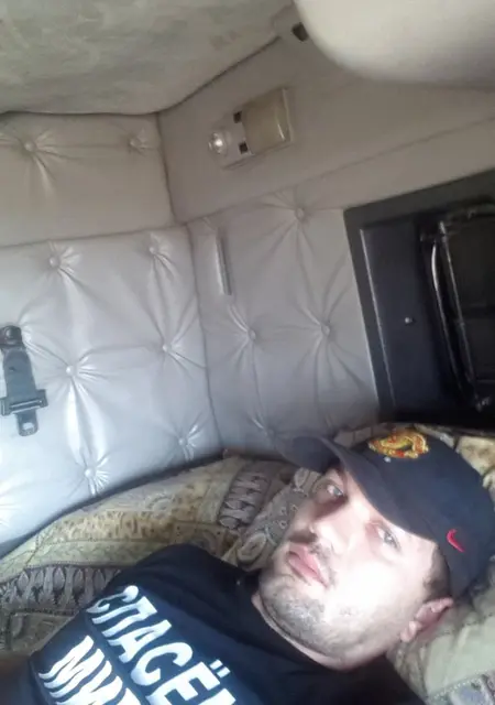 Я Андрей, 36, из Ивантеевки, ищу знакомство для постоянных отношений