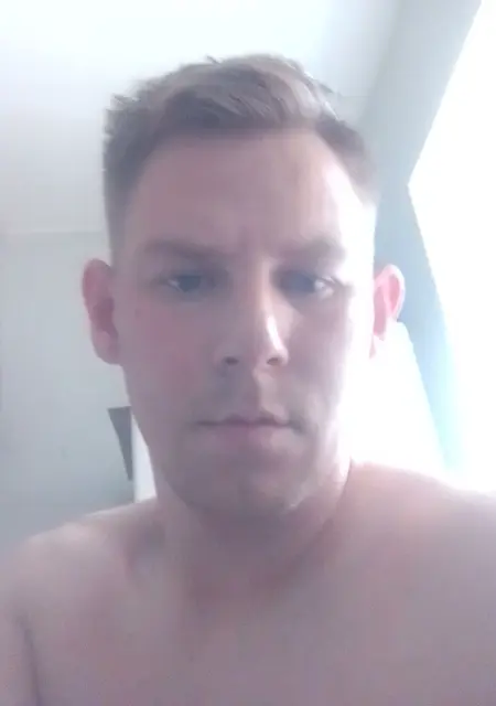 Arik из Каменска-Уральского, мне 27, познакомлюсь без обязательств