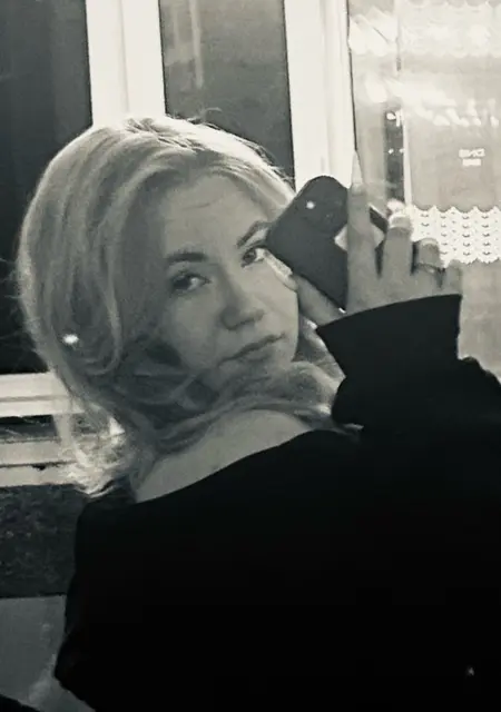 Anna из Щелково, мне 18, познакомлюсь для постоянных отношений