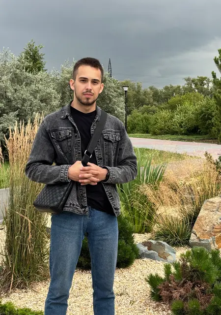 Данил из Челябинска, ищу на сайте знакомства на одну ночь