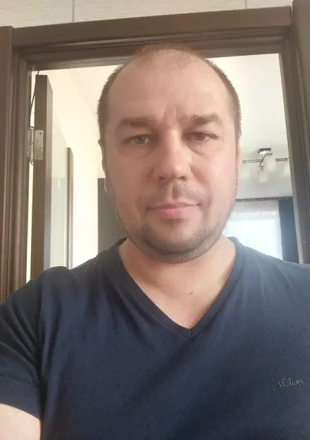 Сергей из Пушкина, мне 49, познакомлюсь на одну ночь