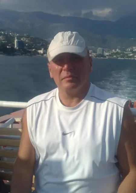 Я Игорь, 61, знакомлюсь без обязательств в Твери