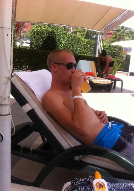 Сергей из Дзержинского, ищу на сайте знакомства без обязательств