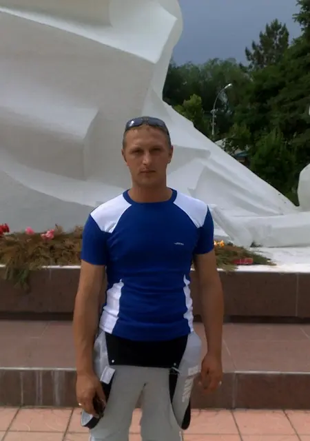 Я Aleks, 38, знакомлюсь без обязательств в Светлограде