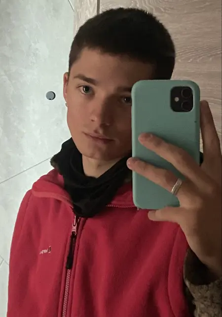 Я Дмитрий, 20, из Перми, ищу знакомство для общения