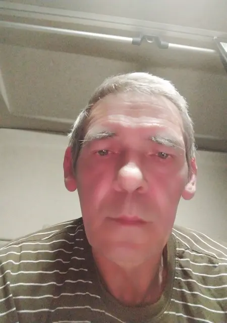 Я Андрей, 66, из Санкт-Петербурга, ищу знакомство для постоянных отношений