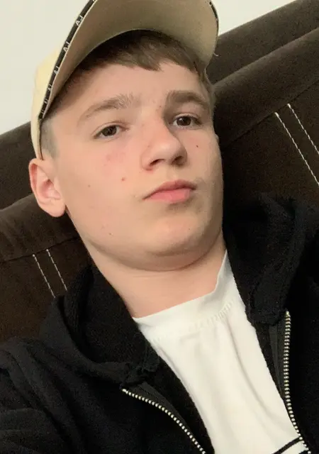 Сиражудин из Хасавюрта, ищу на сайте знакомства без обязательств