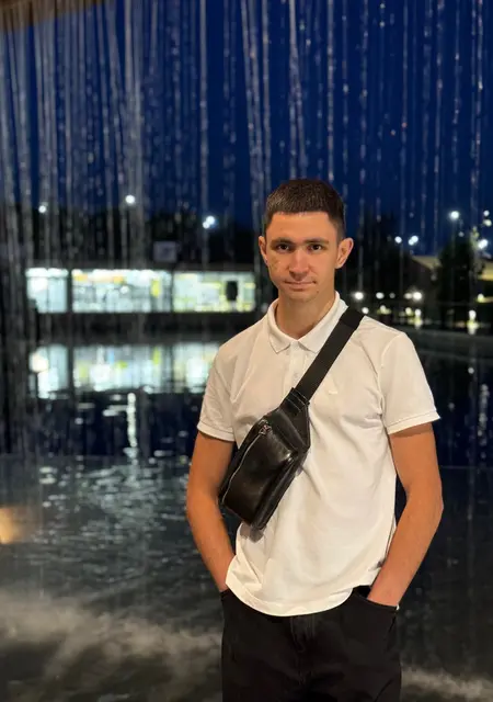 Артур из Октябрьского, мне 27, познакомлюсь для открытые отношения