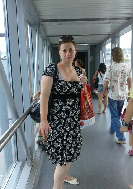 Я Алеся, 45, из Бронниц, ищу знакомство для дружбы