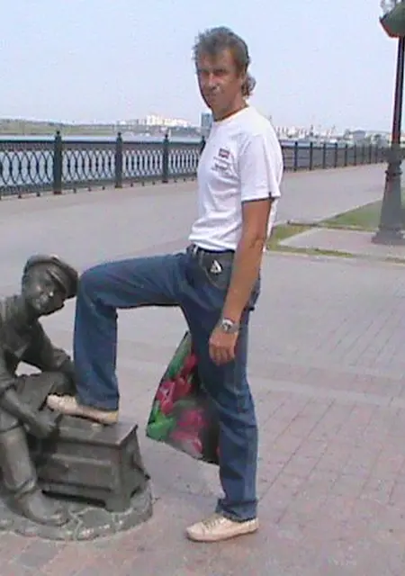 Левик из Узловой, ищу на сайте знакомства на одну ночь