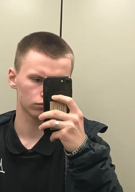 Слава из Сыктывкара, ищу на сайте знакомства без обязательств