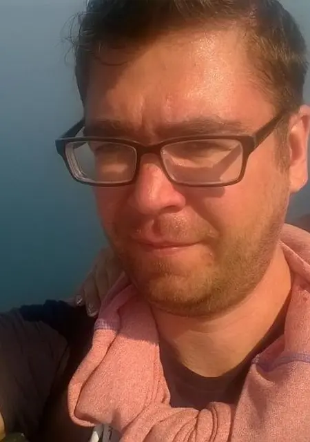 Максим из Железнодорожного, ищу на сайте знакомства на одну ночь