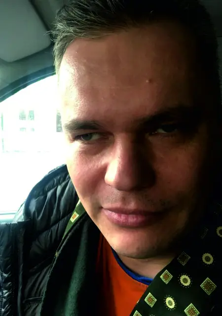 Я Артёмм, 51, знакомлюсь для постоянных отношений в Уфе