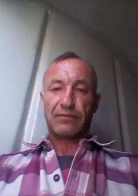 Радий из Казани, мне 54, познакомлюсь для вирта