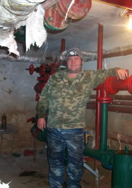 Ampirator из Омска, мне 55, познакомлюсь на одну ночь