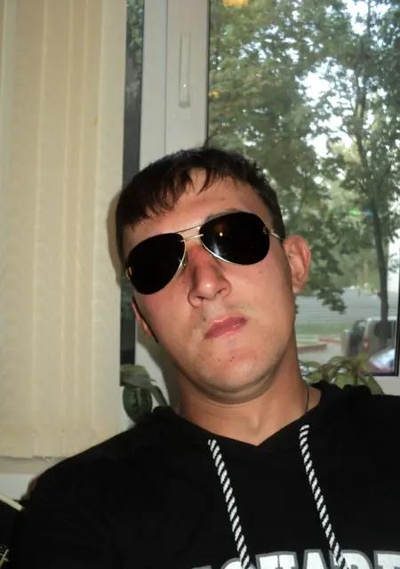 Юрий из Волгодонска, ищу на сайте знакомства на одну ночь