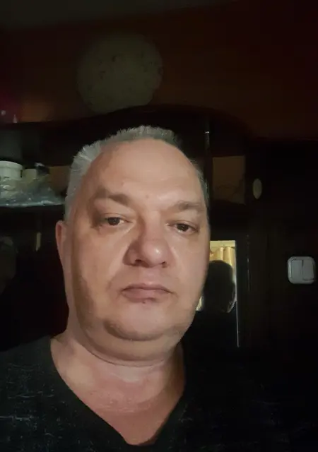 Саша из Самары, ищу на сайте знакомства без обязательств