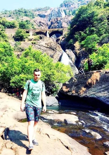 Кирилл из Красногорска, мне 31, познакомлюсь для общения