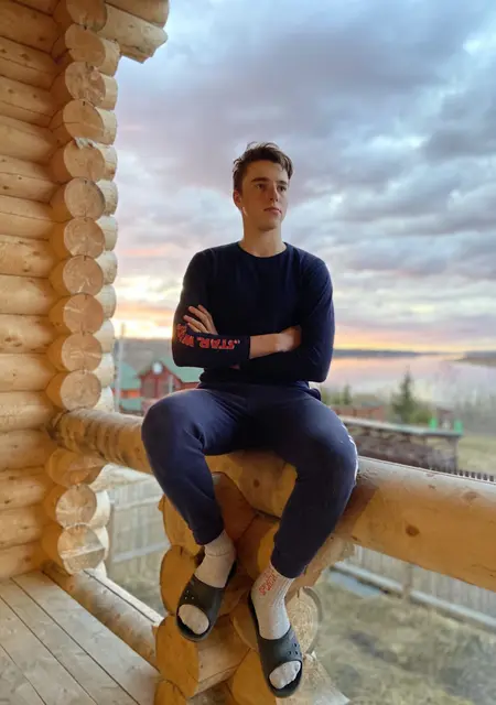 Artem из Архангельска, ищу на сайте знакомства без обязательств
