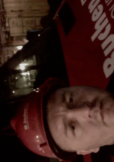 Я Жека, 41, из Пыти-Ях, ищу знакомство для приятного времяпровождения