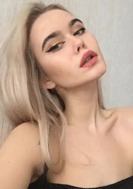 Ксения из Мурманска, мне 28, познакомлюсь на одну ночь