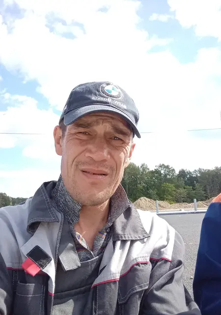 Мика из Навашина, мне 43, познакомлюсь на одну ночь