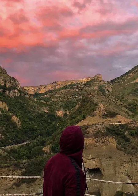 Дамир из Владикавказа, мне 19, познакомлюсь для вирта