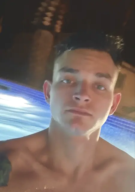 Я Глеб, 22, знакомлюсь для совместных путешествий в Самаре