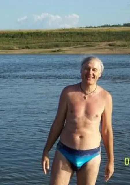 Мастер из Москвы, мне 64, познакомлюсь без обязательств