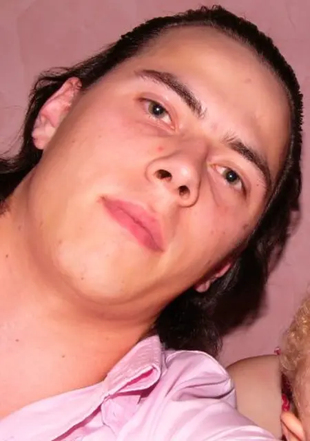 Александр из Щелково, ищу на сайте знакомства без обязательств