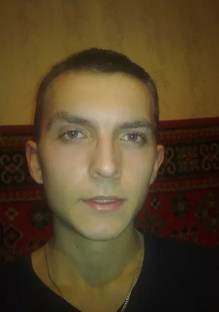 Я Олег, 30, из Северска, ищу знакомства без обязательств