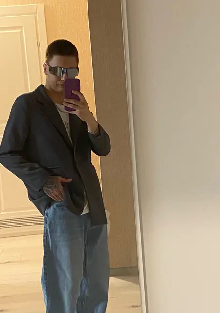 Данил из Армавира, ищу на сайте знакомства на одну ночь