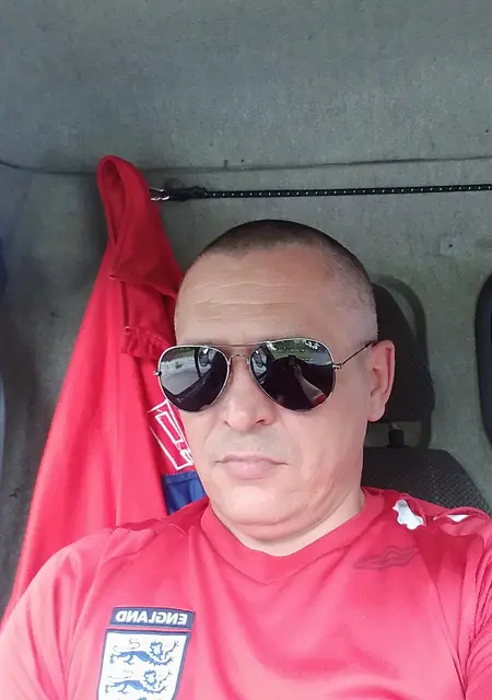 Юриц из Тюмени, ищу на сайте знакомства без обязательств