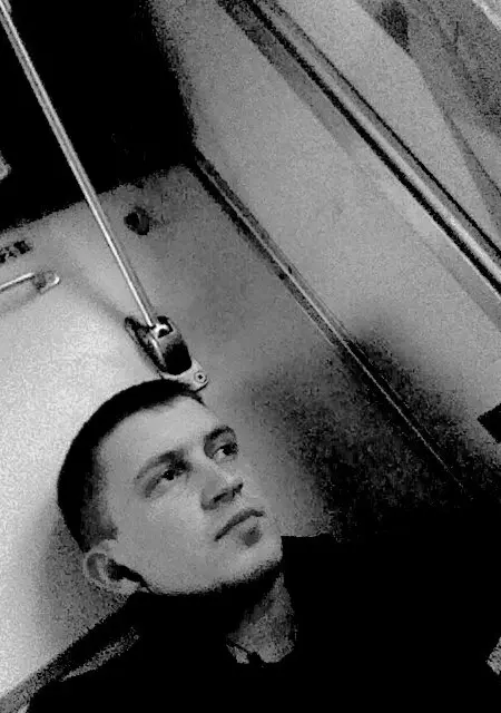 Я Дима, 33, из Иванова, ищу знакомства без обязательств