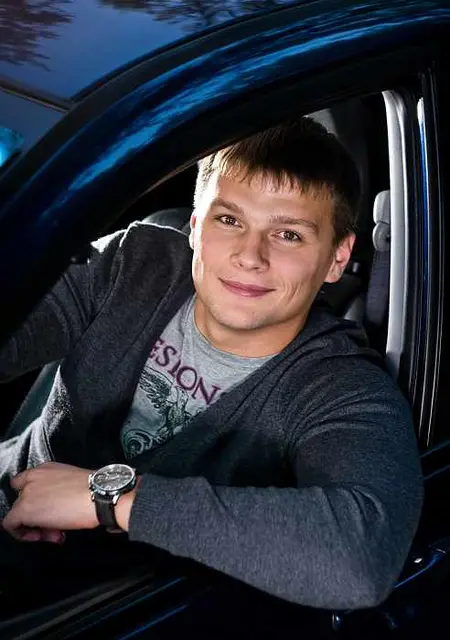 Тарас из Краснослободска, ищу на сайте знакомства на одну ночь