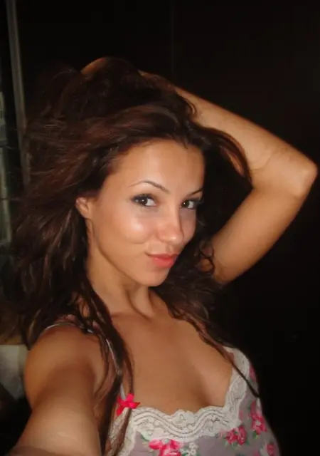 Я Алина, 24, из Правдинского, ищу знакомство для вирта