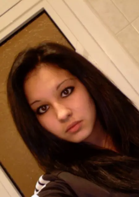 Ульяна из Пешек, мне 19, познакомлюсь на одну ночь