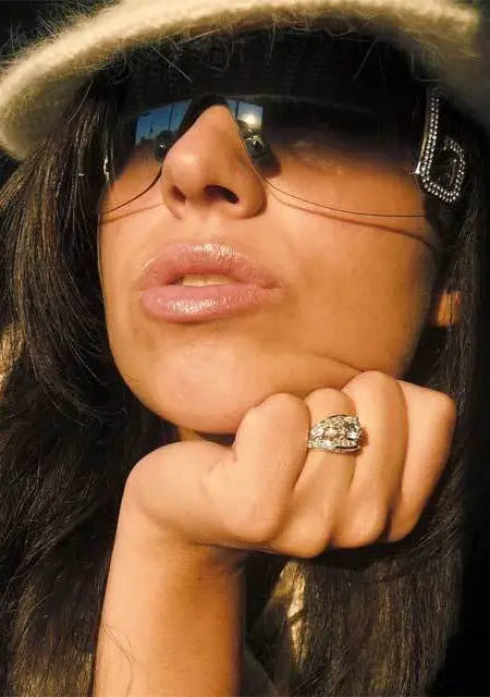 Анастасия из Рябинок, мне 24, познакомлюсь для вирта